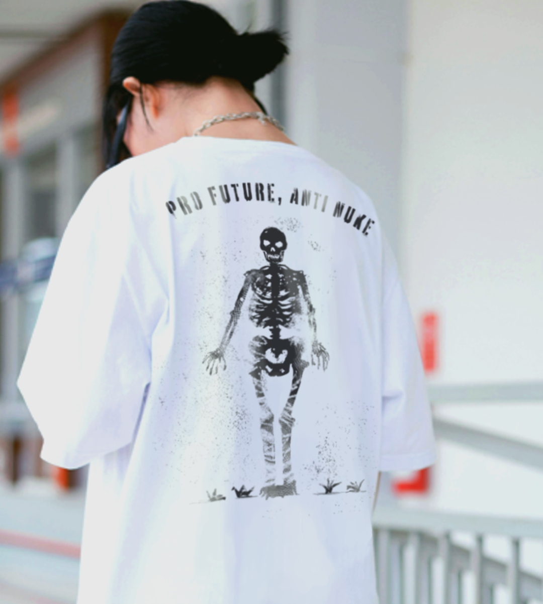 Pro Future, Anti Nuke // T-Shirt